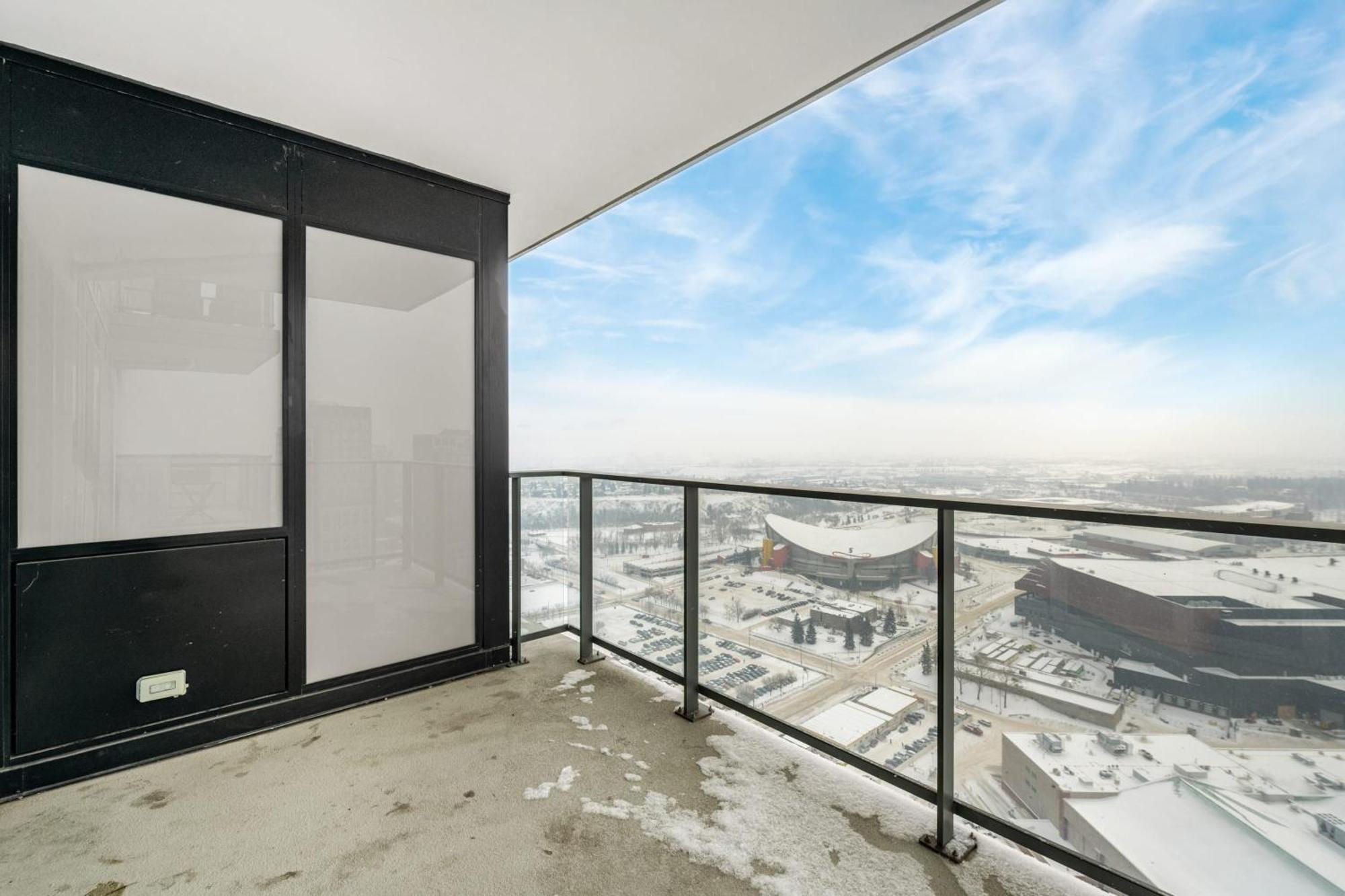 Stunning 34Th Floor Views, Prime Downtown Location - Near Stampede, Casino, Bars! Free Banff Pass, Parking, Wine! Villa YYC Kültér fotó